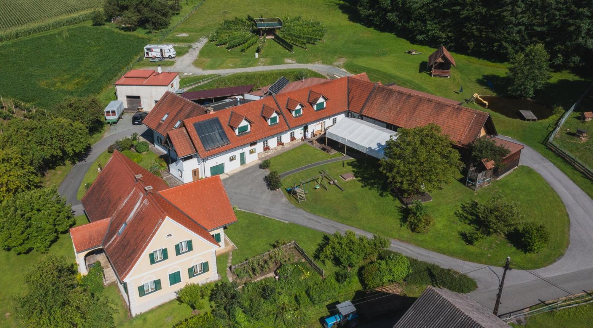 Winzerhof Strablegg Villa Großklein Eksteriør billede