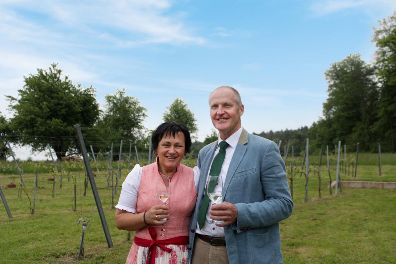 Winzerhof Strablegg Villa Großklein Eksteriør billede
